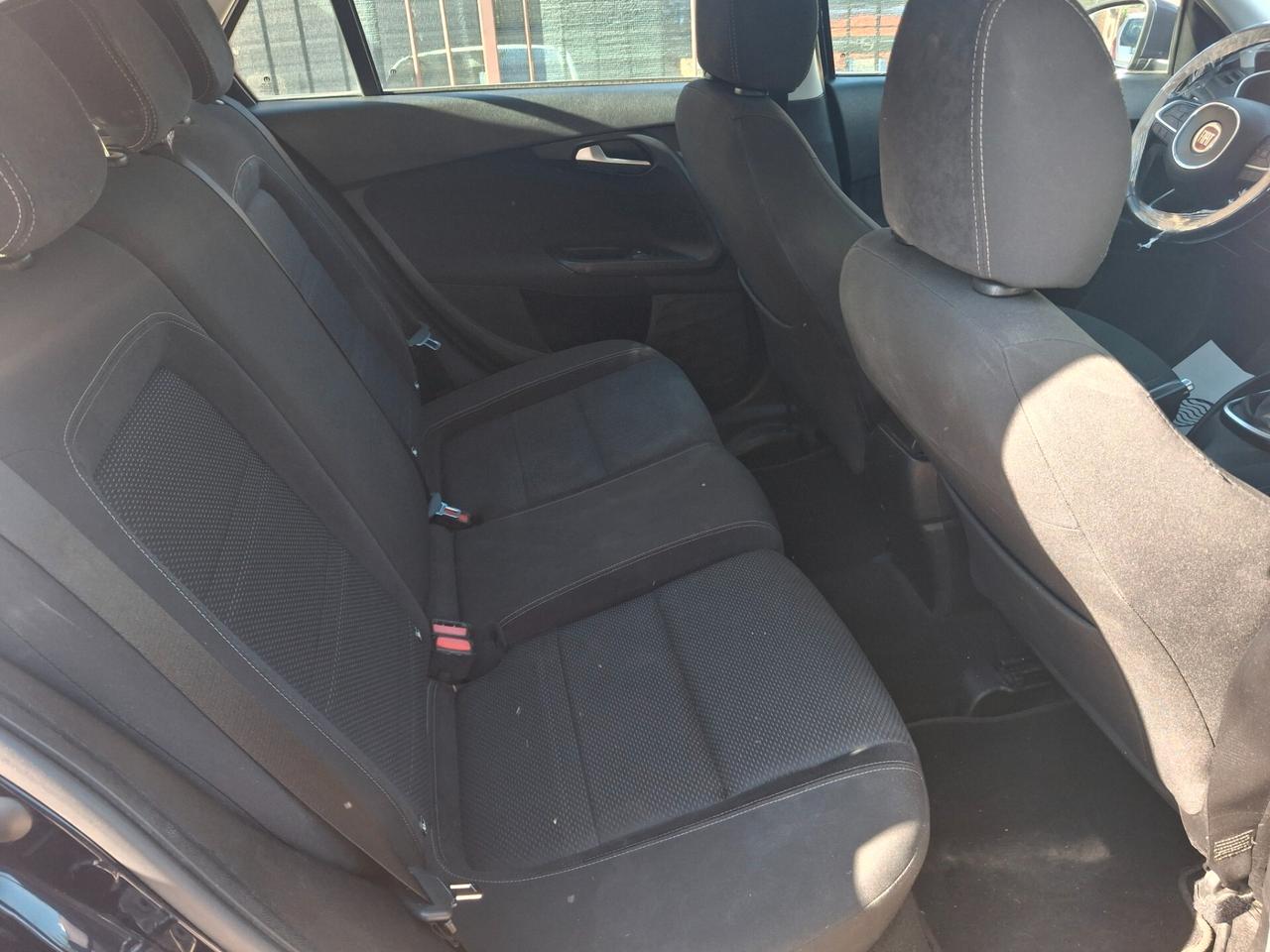 Fiat Tipo 1.6 Mjt S&S SW Lounge