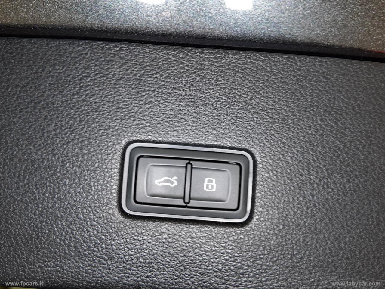 AUDI Q8 S line ed. TETTO APRIBILE