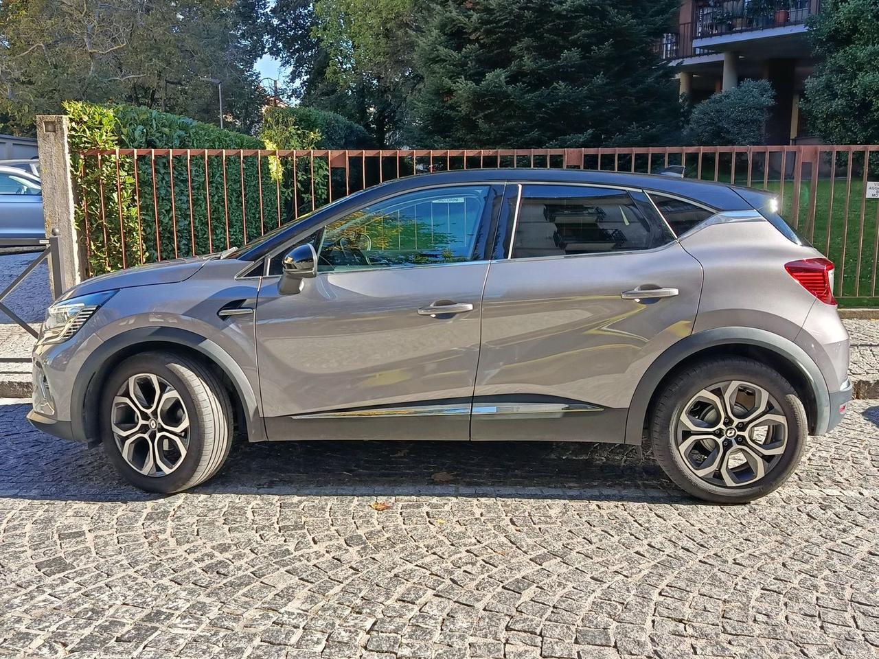 Renault Captur Techno Fast Track TCe 100 #7452