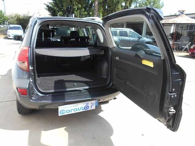 Toyota RAV4 2.2 D-4D 136 CV Sol