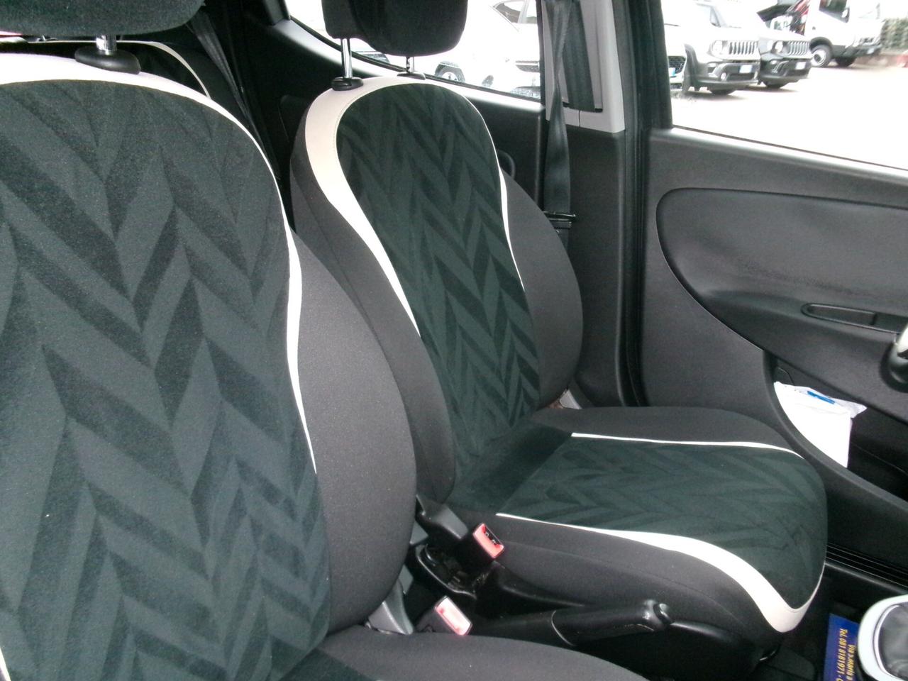 Lancia Ypsilon 1.2 PLATINUM 69CV +600.00 GPL NUOVO