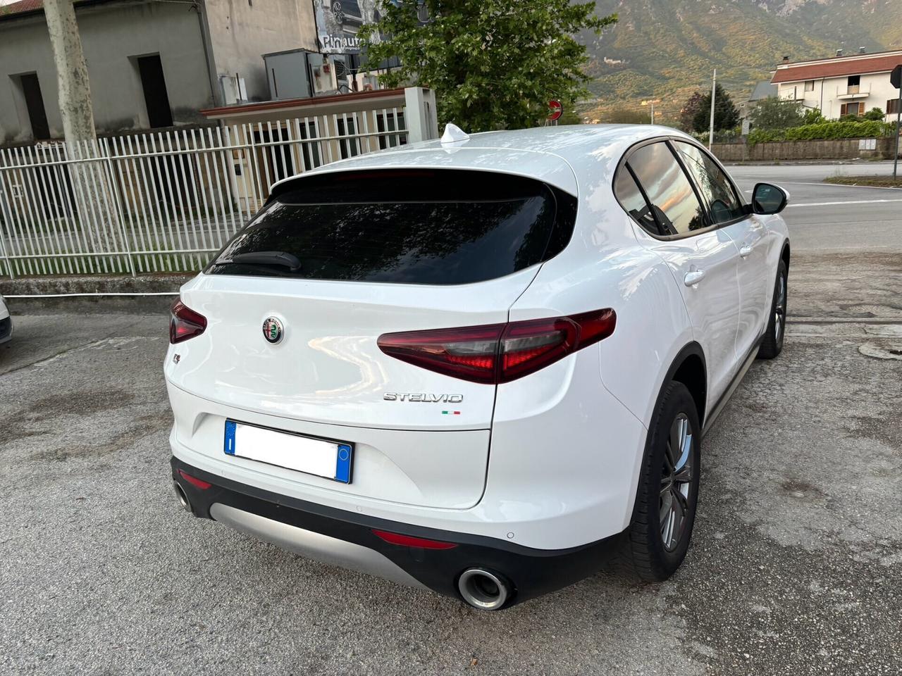 Alfa Romeo Stelvio 2.2 Turbodiesel 210 CV AT8 Q4 Executive