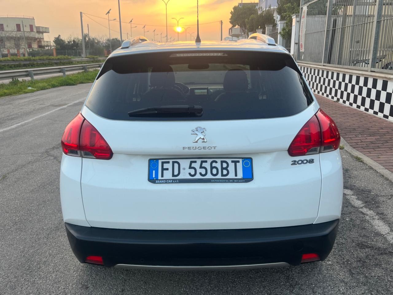 Peugeot 2008 BlueHDi Allure Unipro 2016