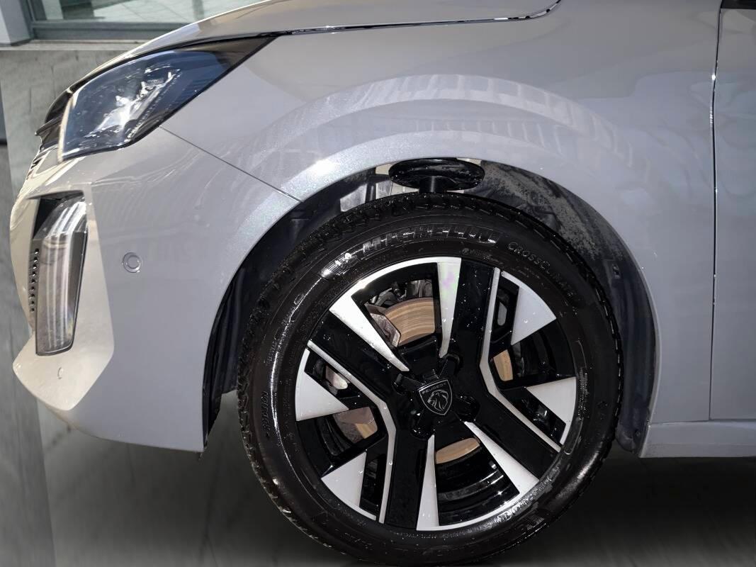 Peugeot 208 1.2 puretech Allure 100cv Con Telecamera a 360°