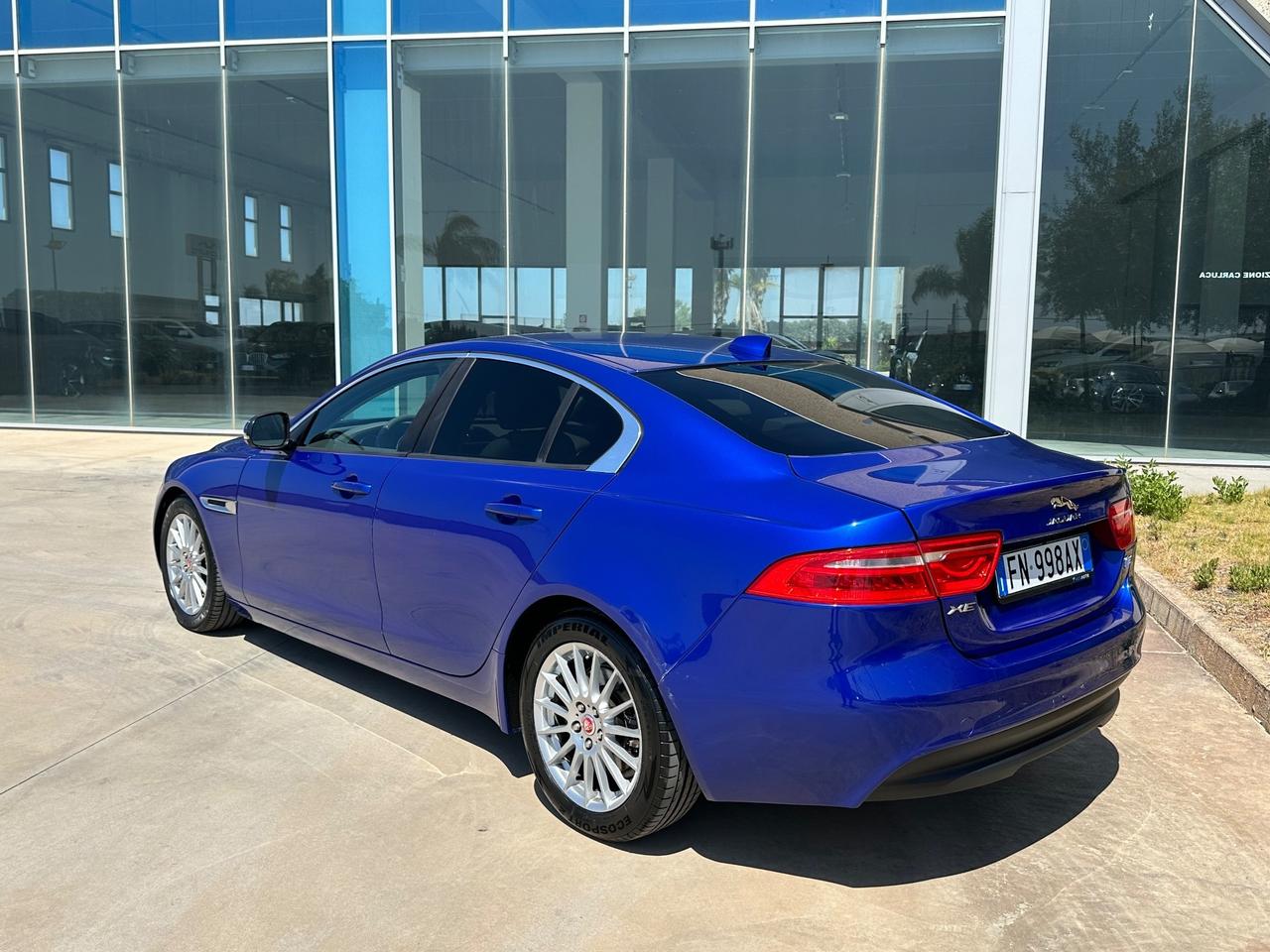 Jaguar XE Prestige 163cv offerta T-Stock prezzo imperdibile