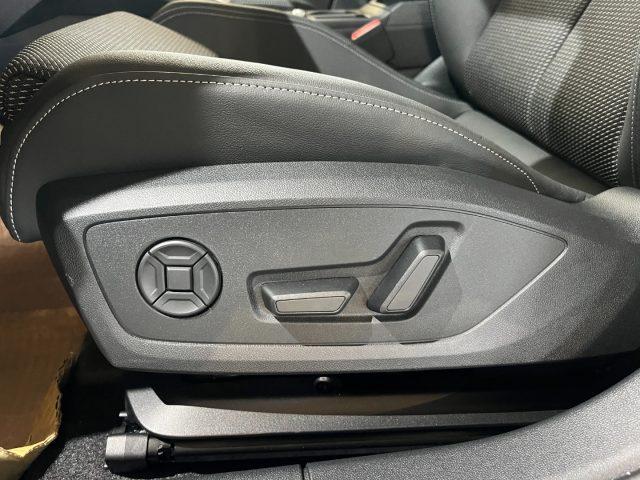 AUDI A3 SPB 35TFSI Stronic S line"18 Sline LED Matrix/NAVI