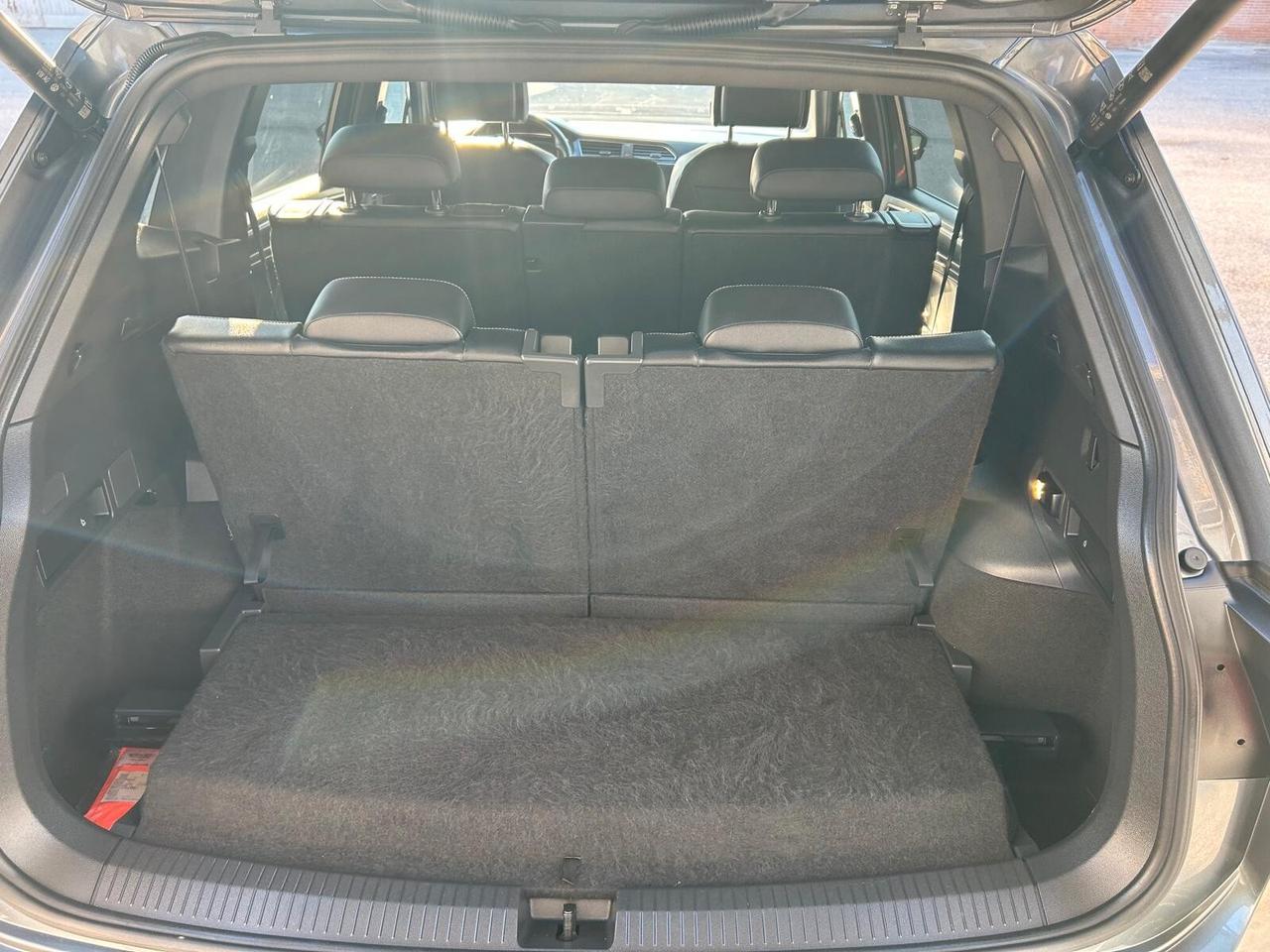 Volkswagen Tiguan Allspace Tiguan Allspace 2.0 TDI 200 CV SCR DSG 4MOTION R-Line 7 posti