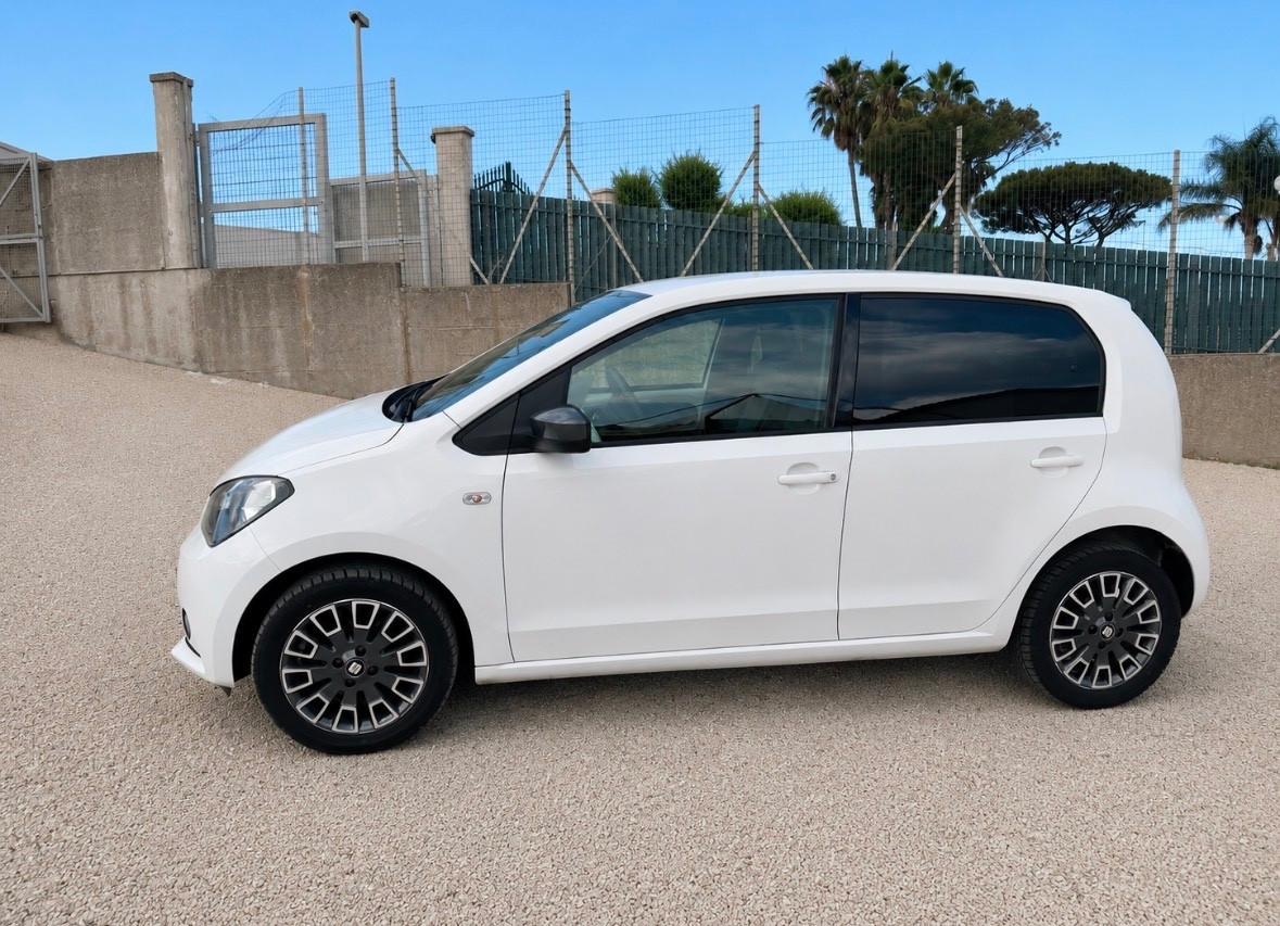 Seat Mii 1.0 68 CV 5 porte Chic Ecofuel