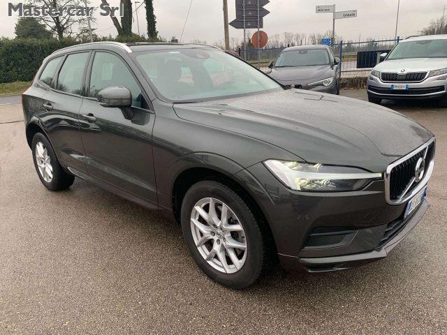 VOLVO XC60 XC60 2.0 b4 TETTO Momentum auto -GE362CW