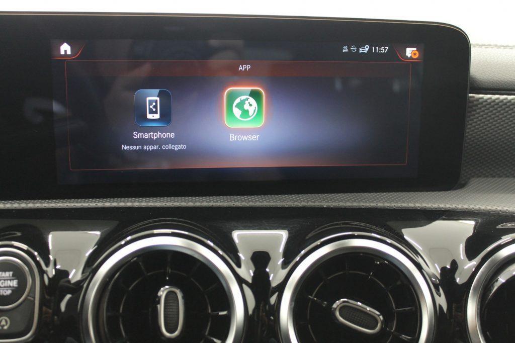 Mercedes-Benz CLA 180 d Automatic Shooting Brake Sport