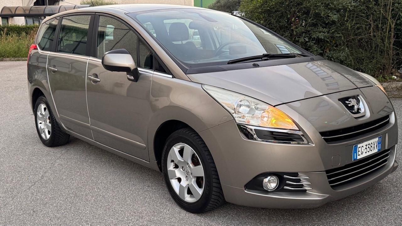 Peugeot 5008 1.6 THP 156CV Tecno 7Posti