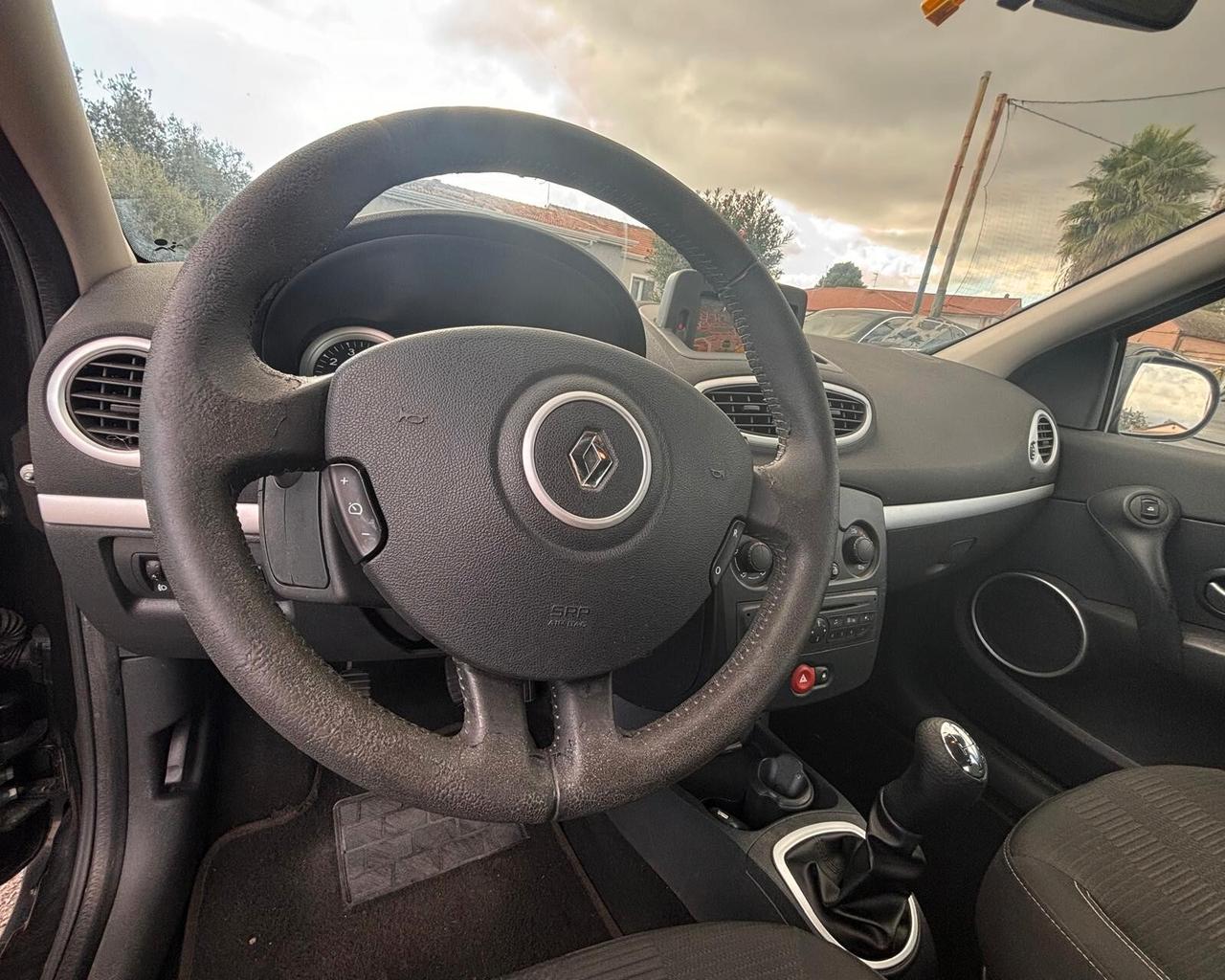 Renault Clio 1.2 16V 5 porte Luxe