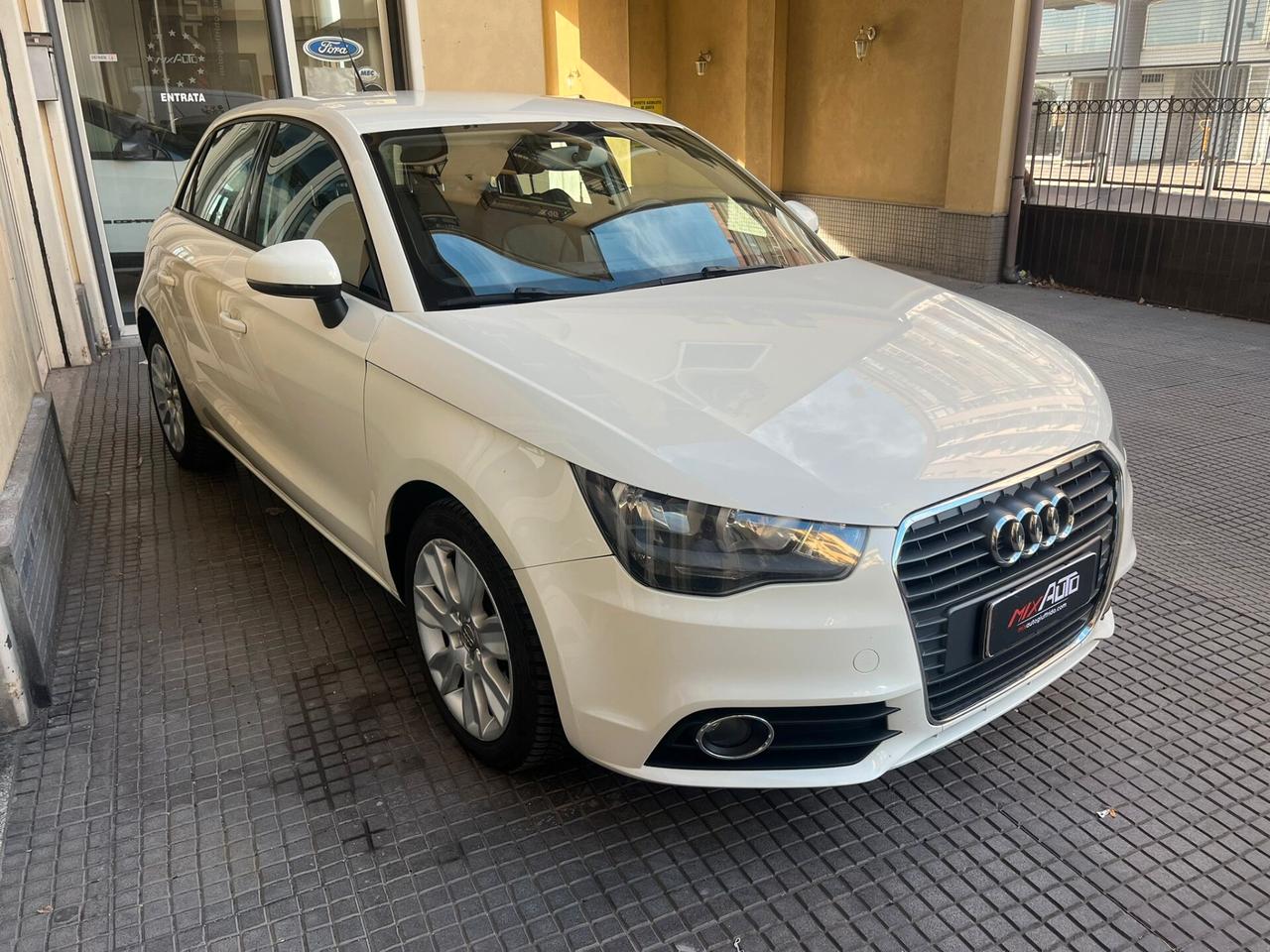 Audi A1 SPB 1.6 TDI Ambition 90c v