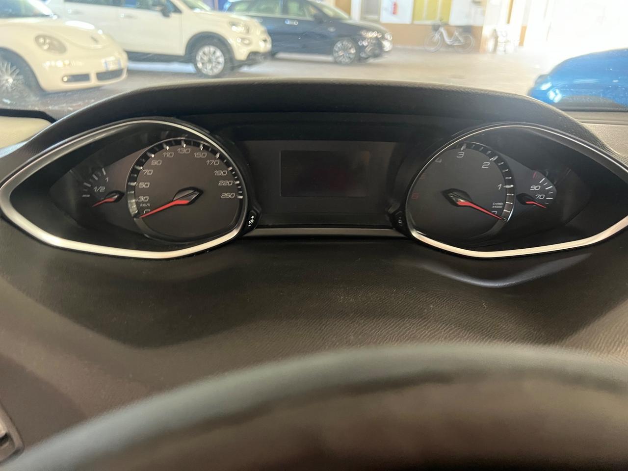 Peugeot 308 BlueHDi 120 S&S SW Business