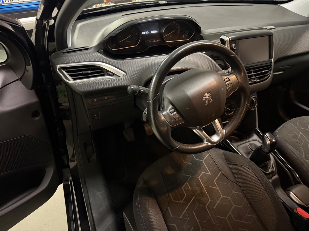 Peugeot 2008 PureTech 82 S&S Allure