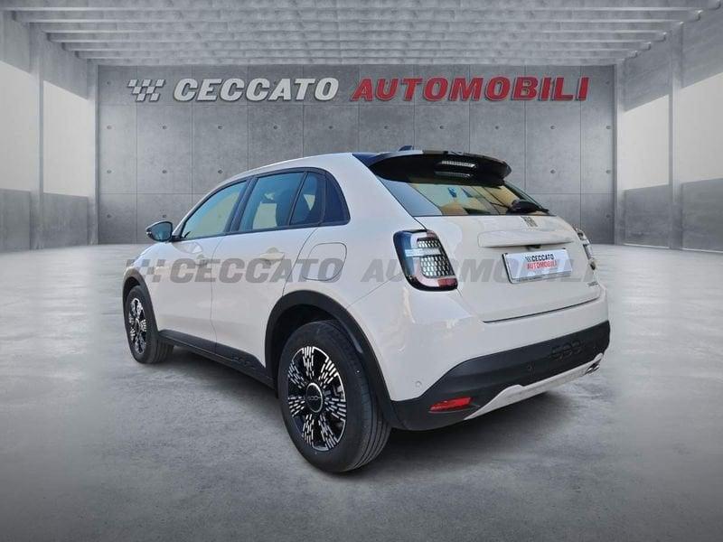 FIAT 600 600 1.2 hybrid 145cv auto