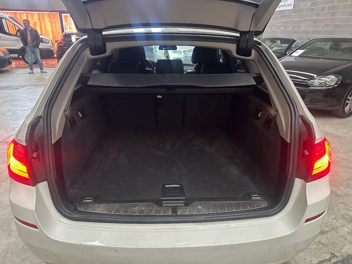BMW - Serie 5 - 520d aut. Touring Business