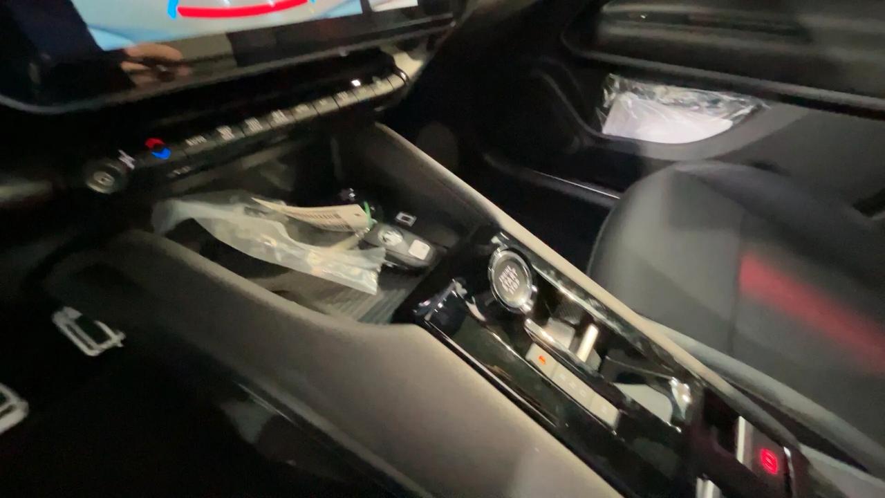 Alfa Romeo Junior 1.2 145 CV Hybrid eDCT6 Speciale KM0