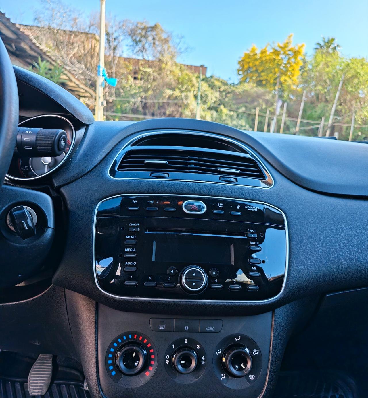 Fiat Punto 2016 GPL NUOVO FRIZIONE NUOVA