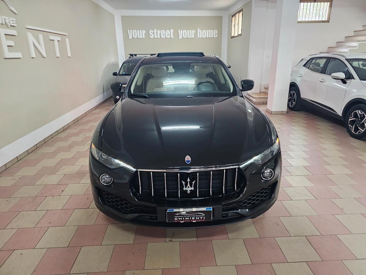 Maserati Levante V6 Diesel 275 CV AWD Granlusso