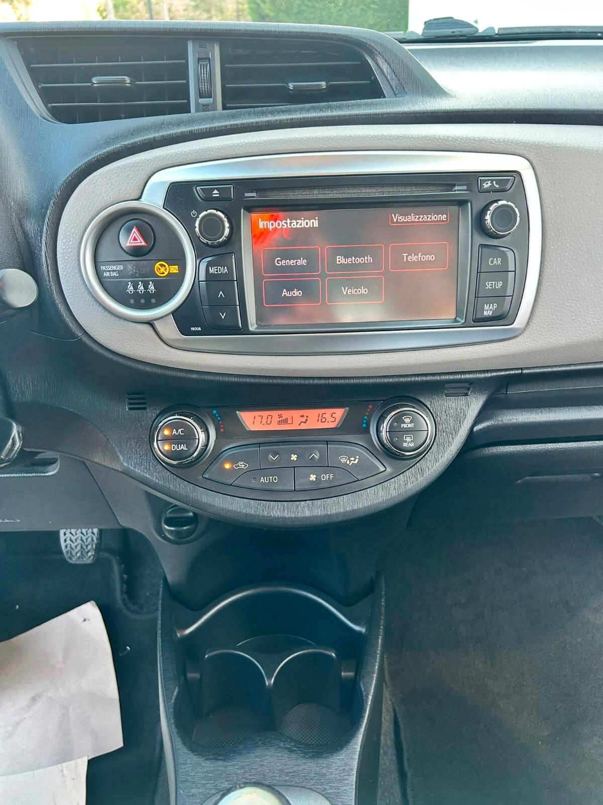 Toyota Yaris 1.3 benzina
