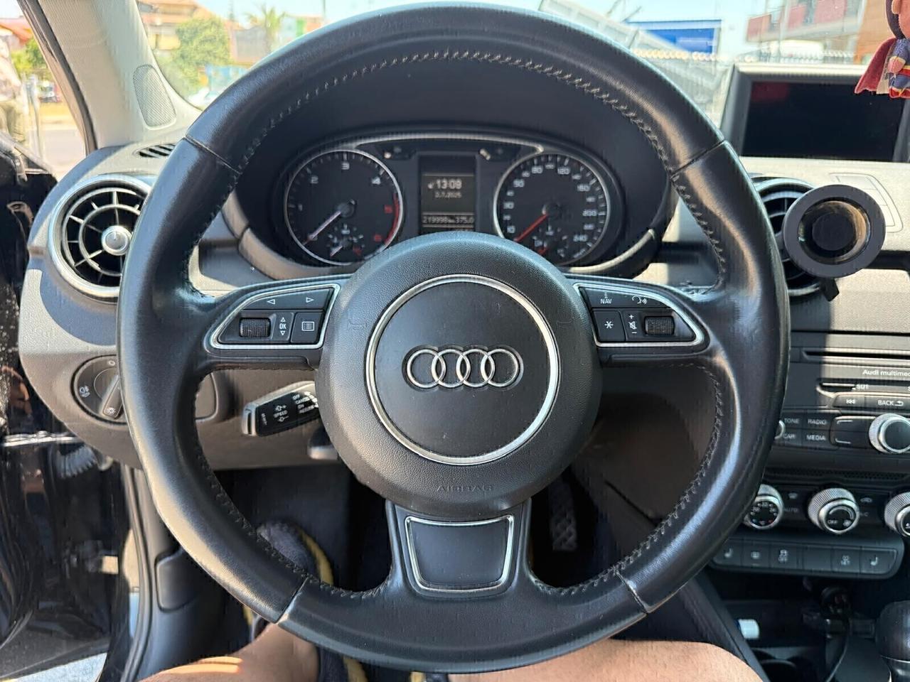 Audi A1 1.6 TDI S tronic Attraction