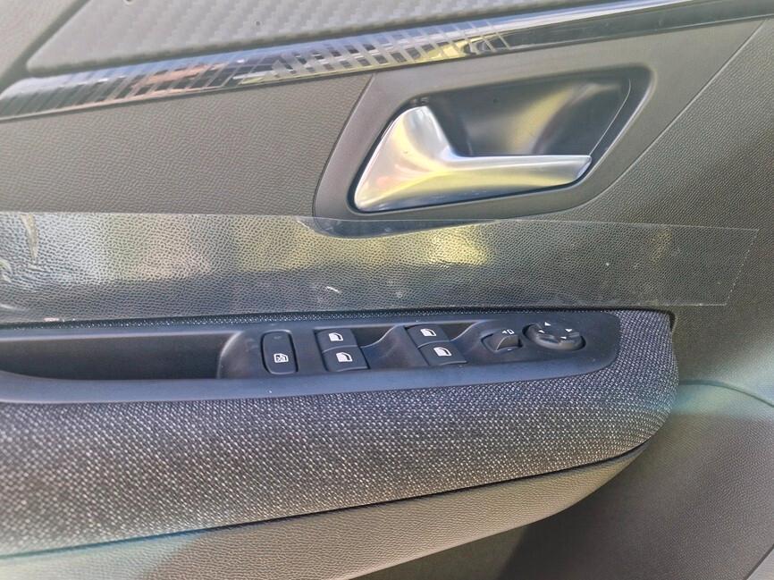 Peugeot 208 PureTech 100 Stop&Start 5 porte Business