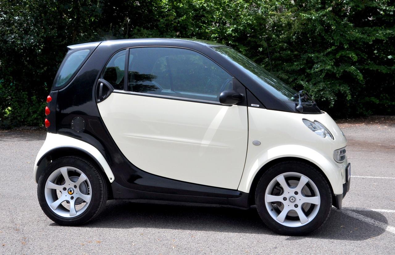 Smart ForTwo 700 coup&amp;eacute; pulse (45 kW)