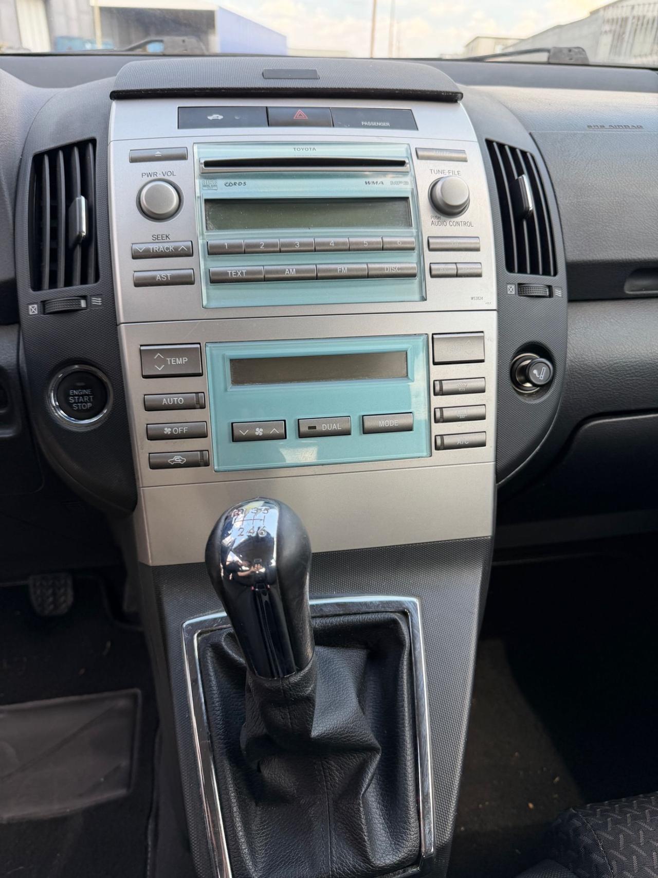 Toyota Corolla Verso D-4D Sol