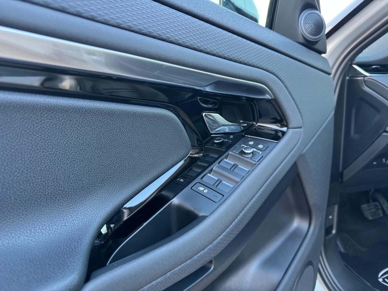 Land Rover Range Evoque 2.0D I4 163 CV AWD Auto SE