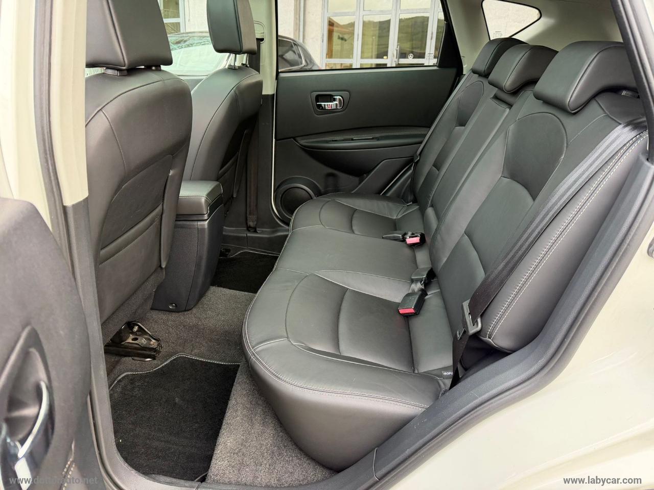 NISSAN Qashqai 1.6 dCi Tekna 4WD