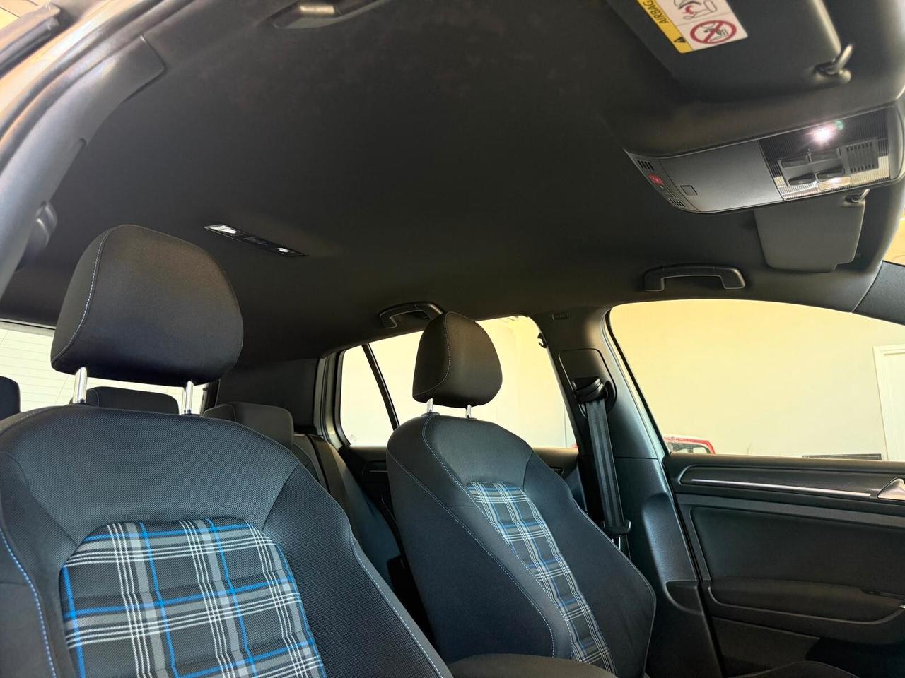 Volkswagen Golf 5p 1.4 tsi Gte plug in Hybrid dsg