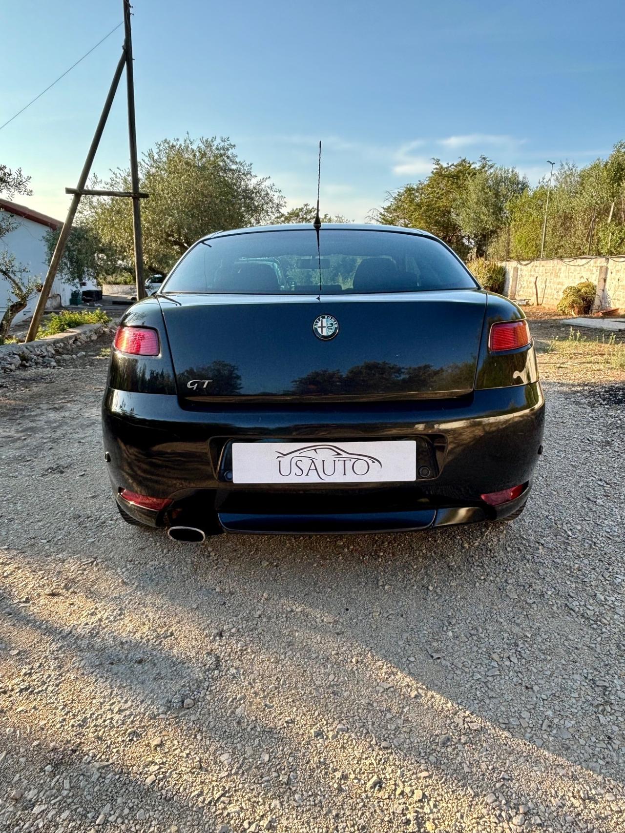 Alfa Romeo GT 1.9 JTDM 16V Progression Black Line