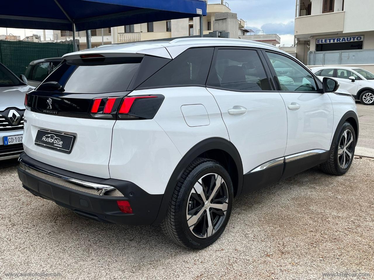 PEUGEOT 3008 BlueHDi 130 S&S EAT8 Allure