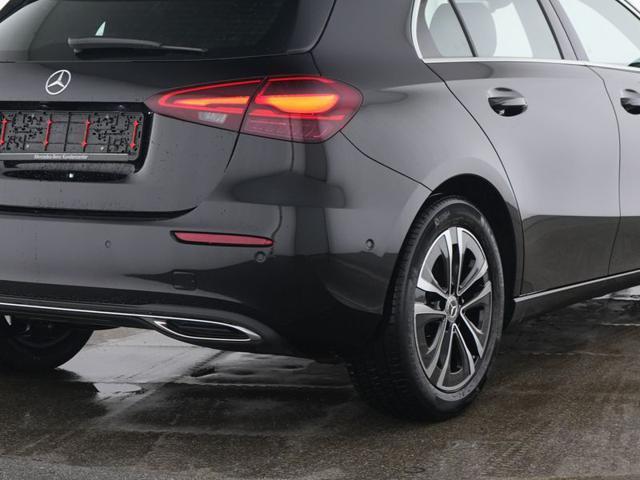 MERCEDES-BENZ A 180 Automatic Progressive Advanced
