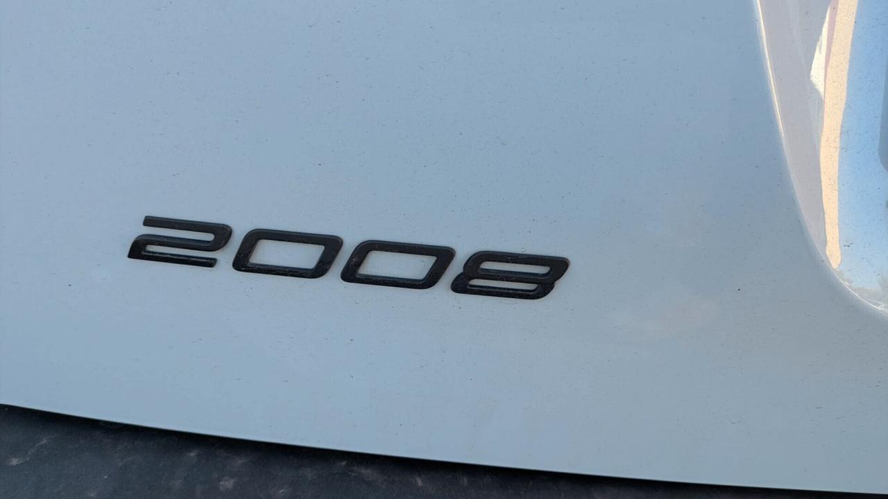 Peugeot 2008 MOTORIZZAZIONE DIESEL BlueHDi 130 S&S EAT8 Allure