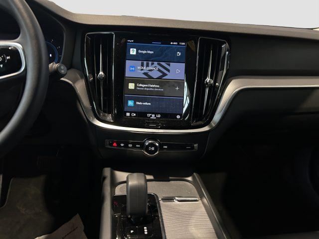 VOLVO V60 V60 B4 (d) automatico Plus Dark