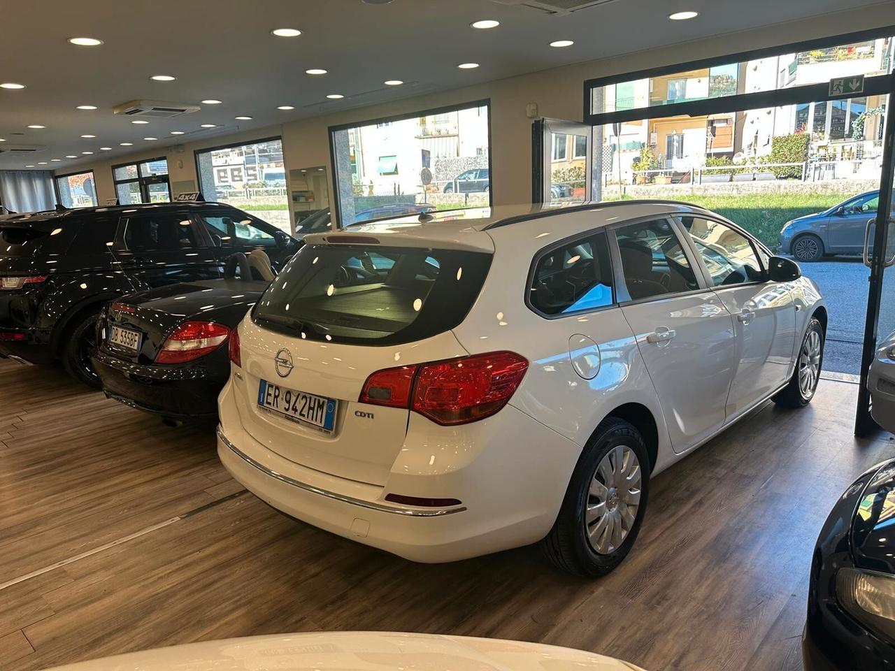 Opel Astra 1.7 CDTI 110CV Sports Tourer Cosmo