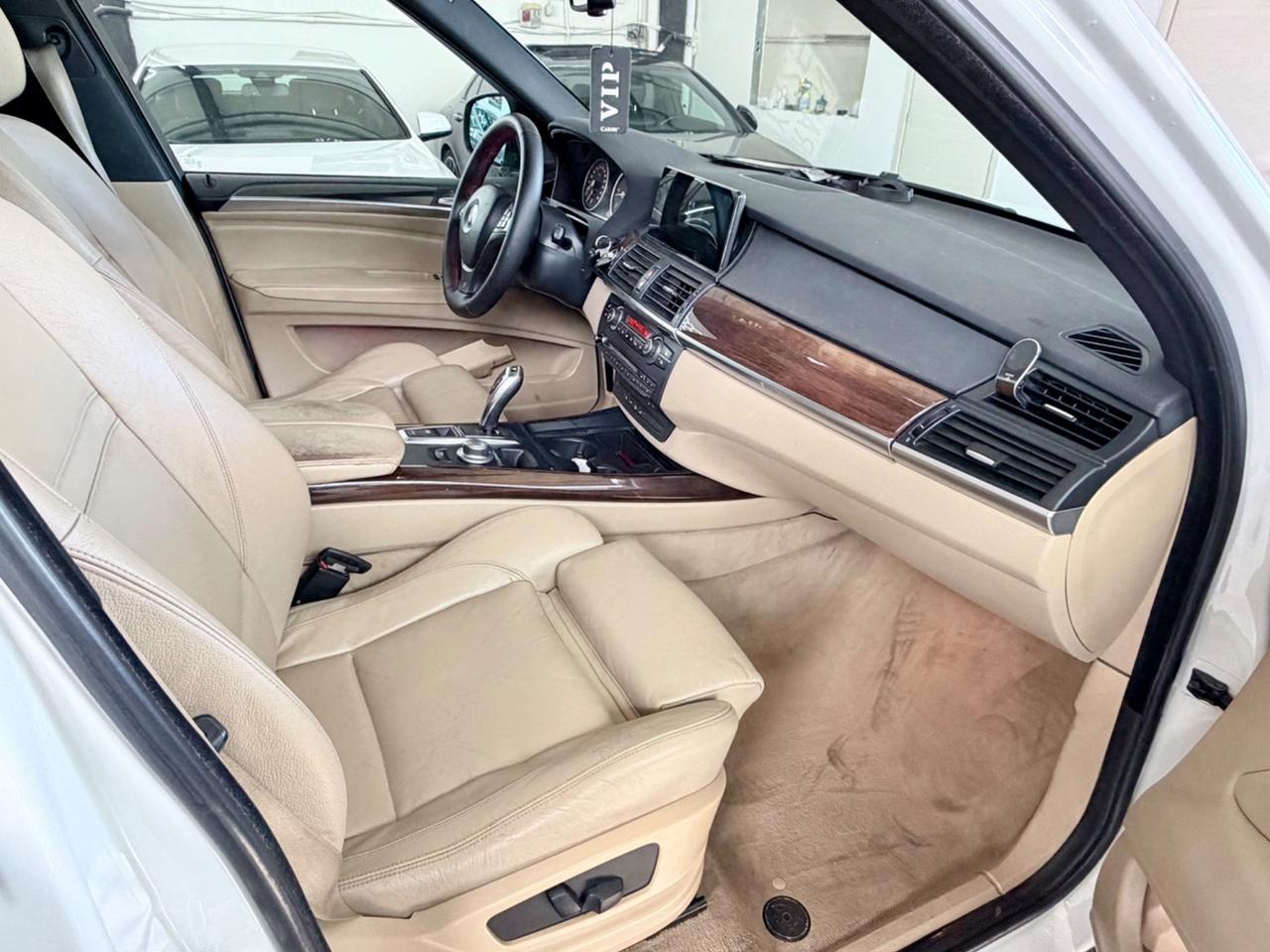 BMW X5 M-SPORT xDrive30d 235CV TETTO-DVD FULL