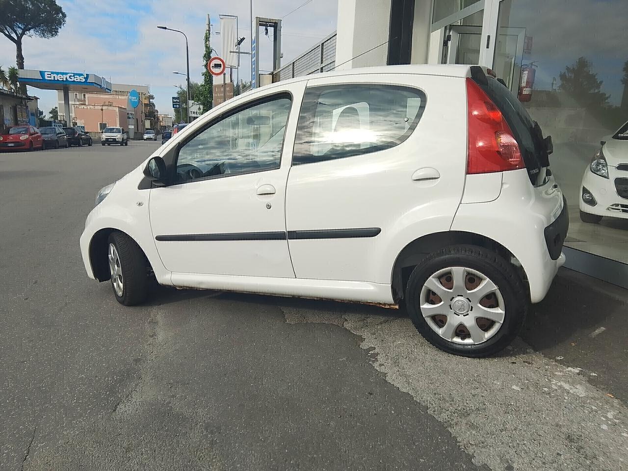 Peugeot 107 1.0 68CV 5p. Active