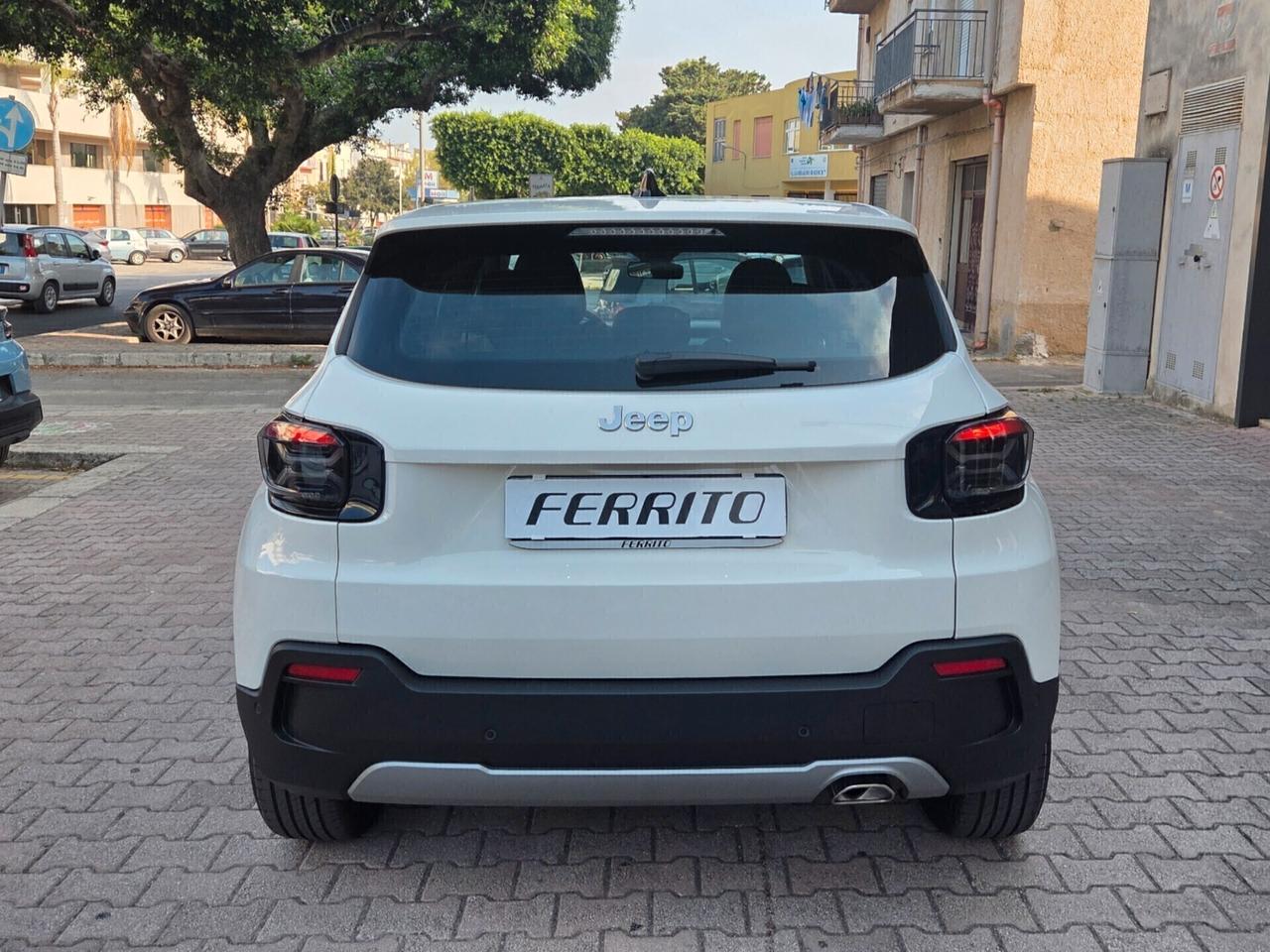 Jeep Avenger 1.2 Turbo ALTITUDE 1.800 km
