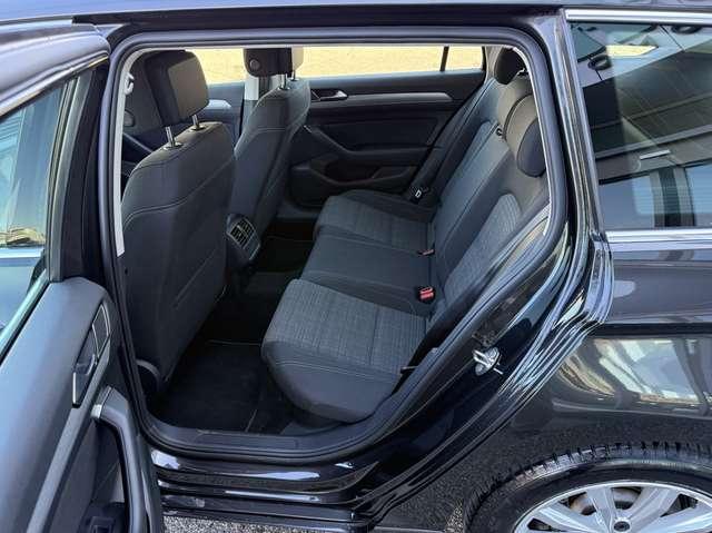 Volkswagen Passat Variant 2019 Variant 2.0 tdi Executive 150cv dsg IVA