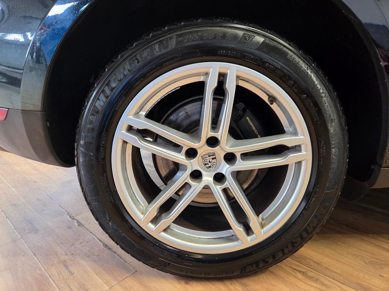 Porsche Macan 2.0 252cv pdk