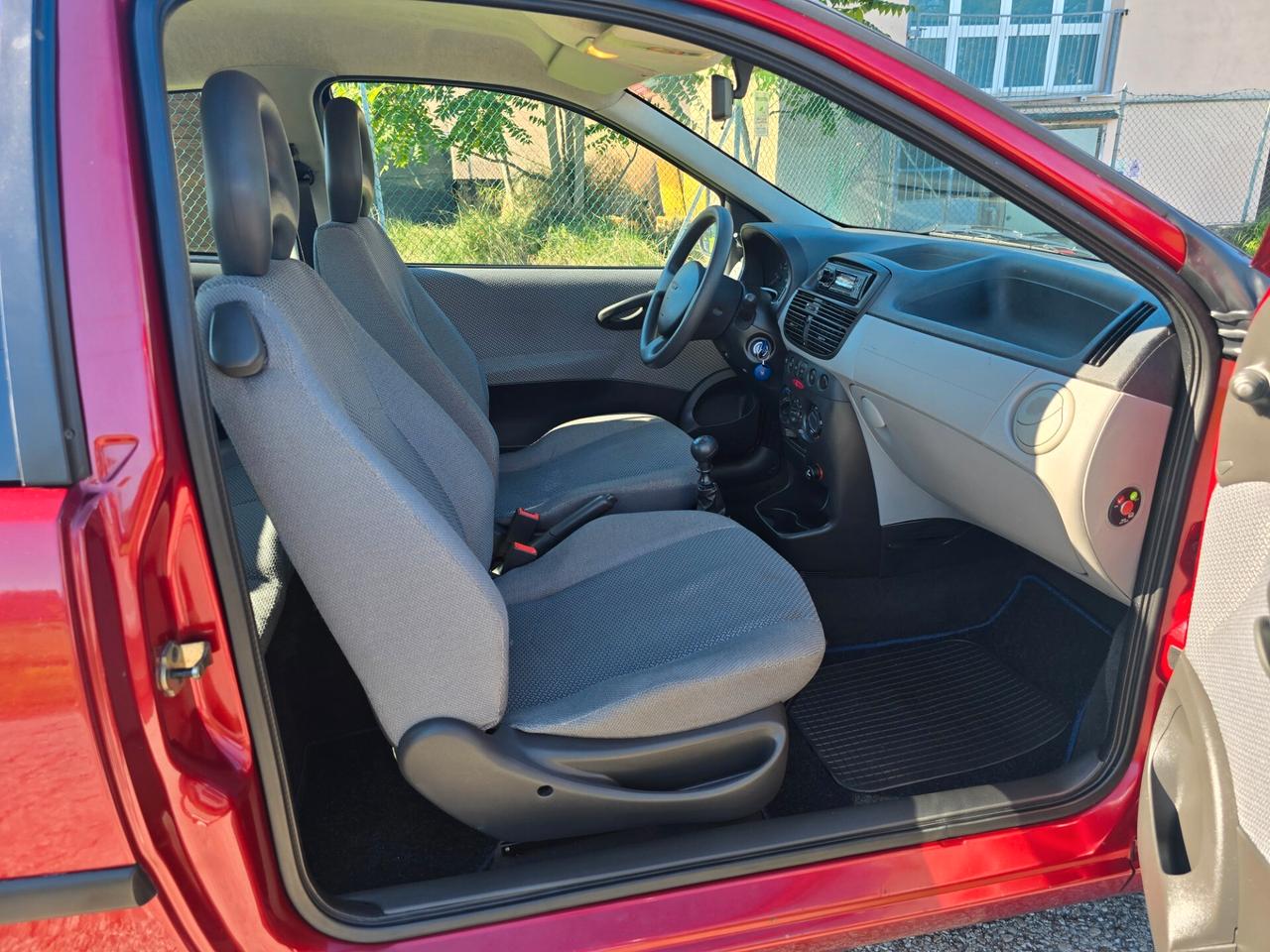 FIAT PUNTO 1.2 BENZINA NEOPATENTATI Con GARANZIA