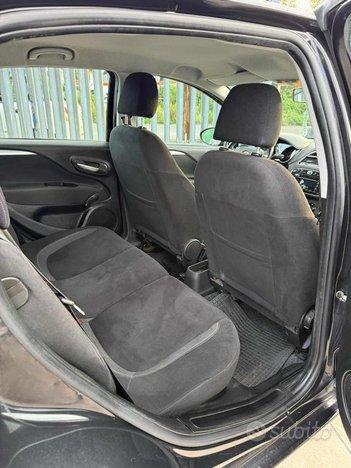 FIAT Punto 1.3 MJT II 75 CV 5 porte Lounge