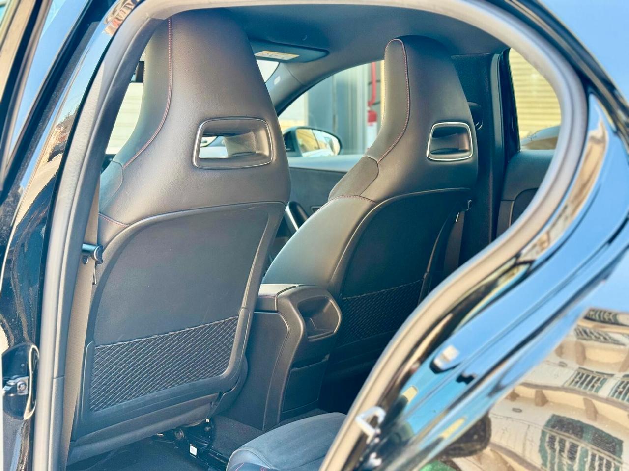 MERCEDES-BENZ A180D 116HP PREMIUM AUTOMATICO- 2020