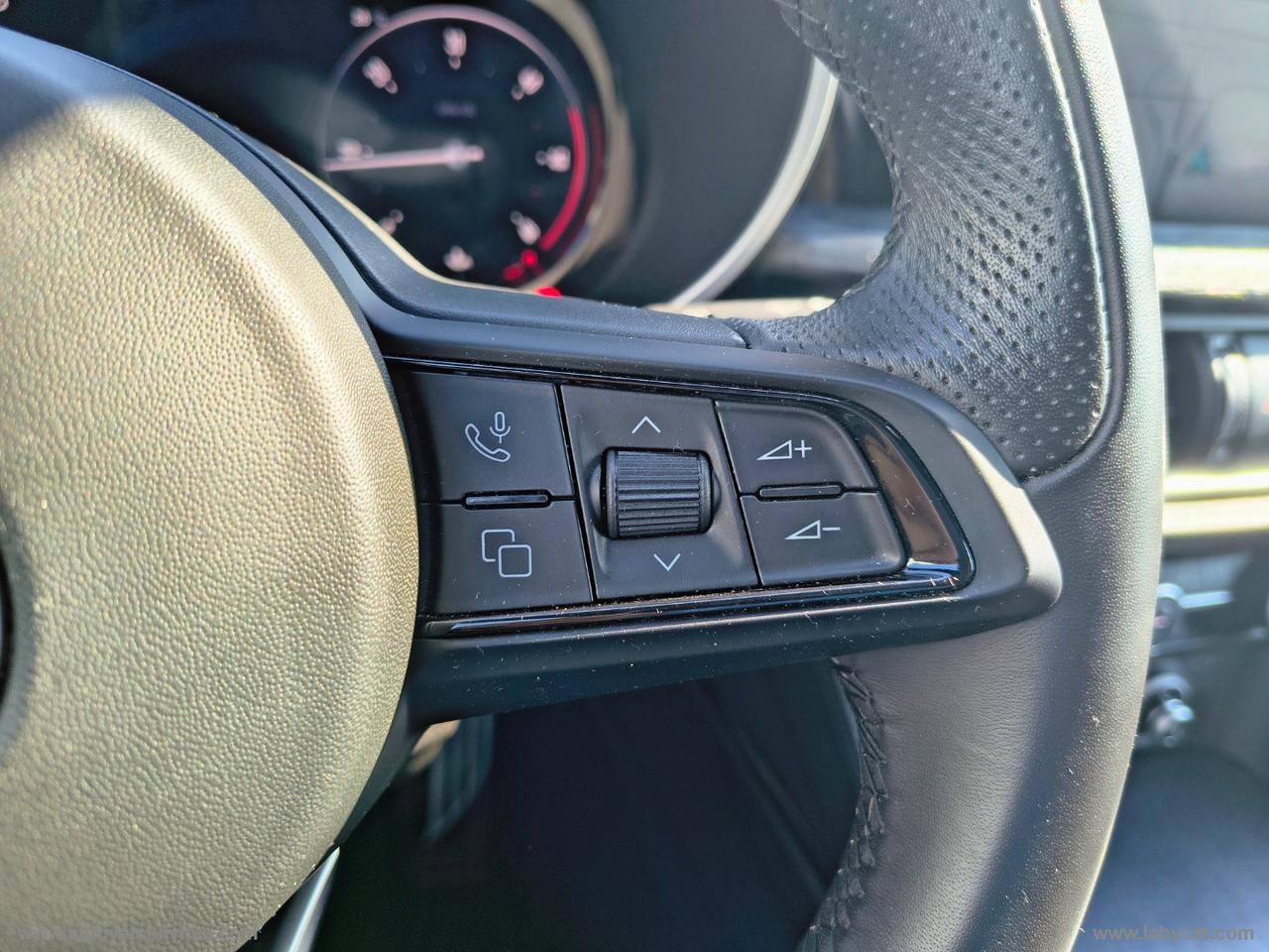 ALFA ROMEO Stelvio 2.2 T.diesel 160CV AT8 RWD Super