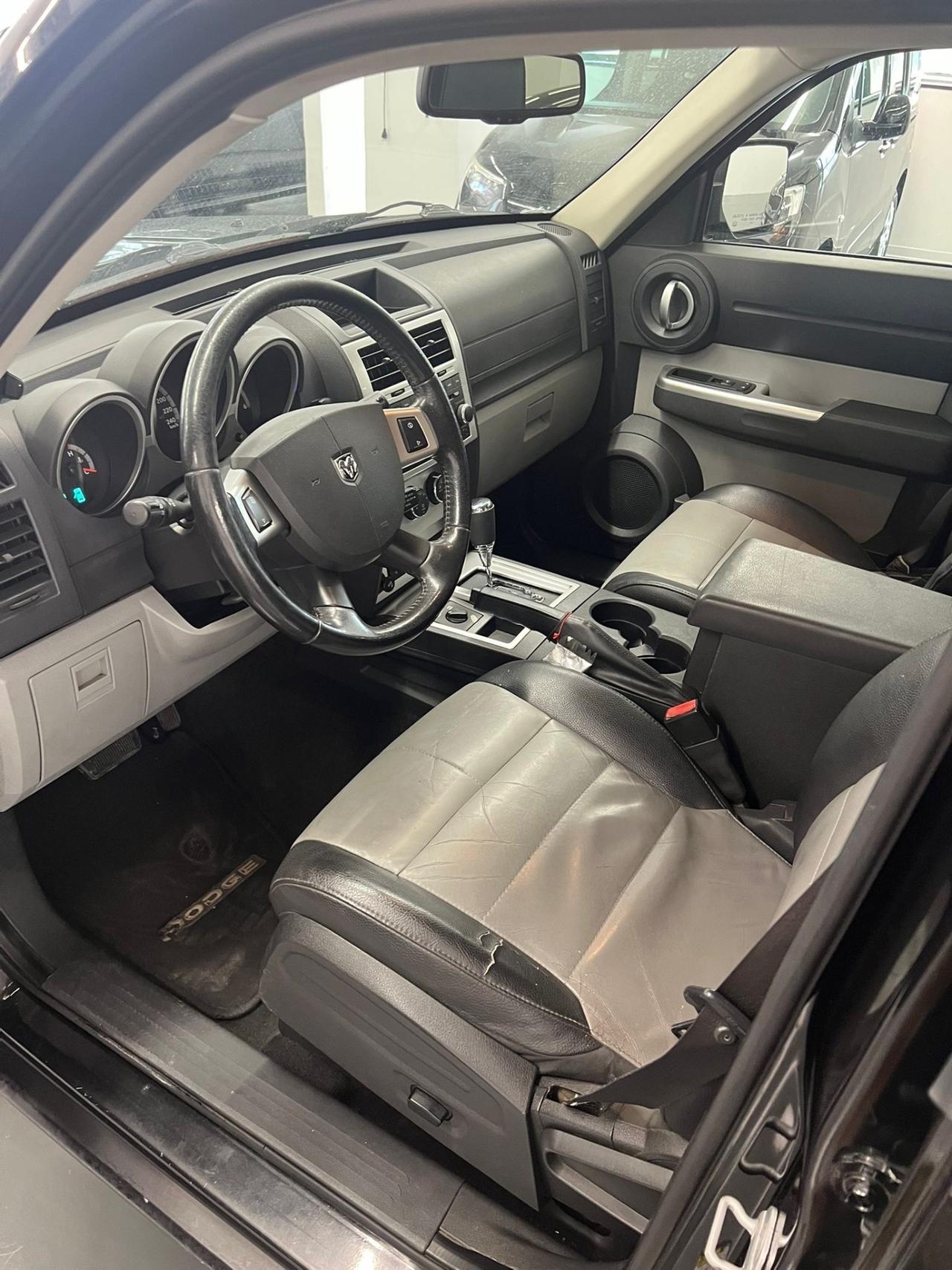 Dodge Nitro 2.8 CRD DPF SXT 4WD Aut.Street Ed.