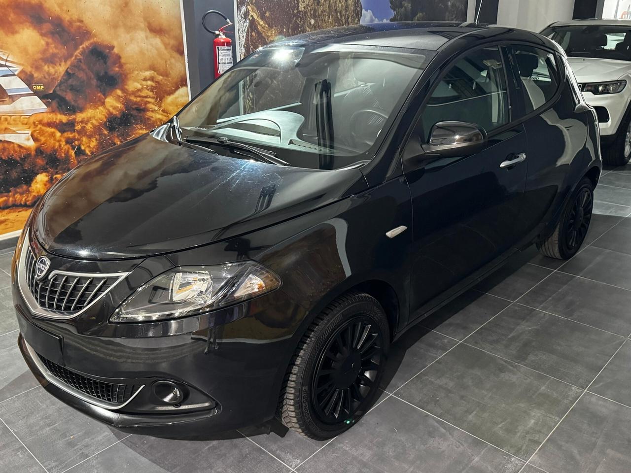 Lancia Ypsilon 1.0 FireFly 5 porte S&S Hybrid Gold