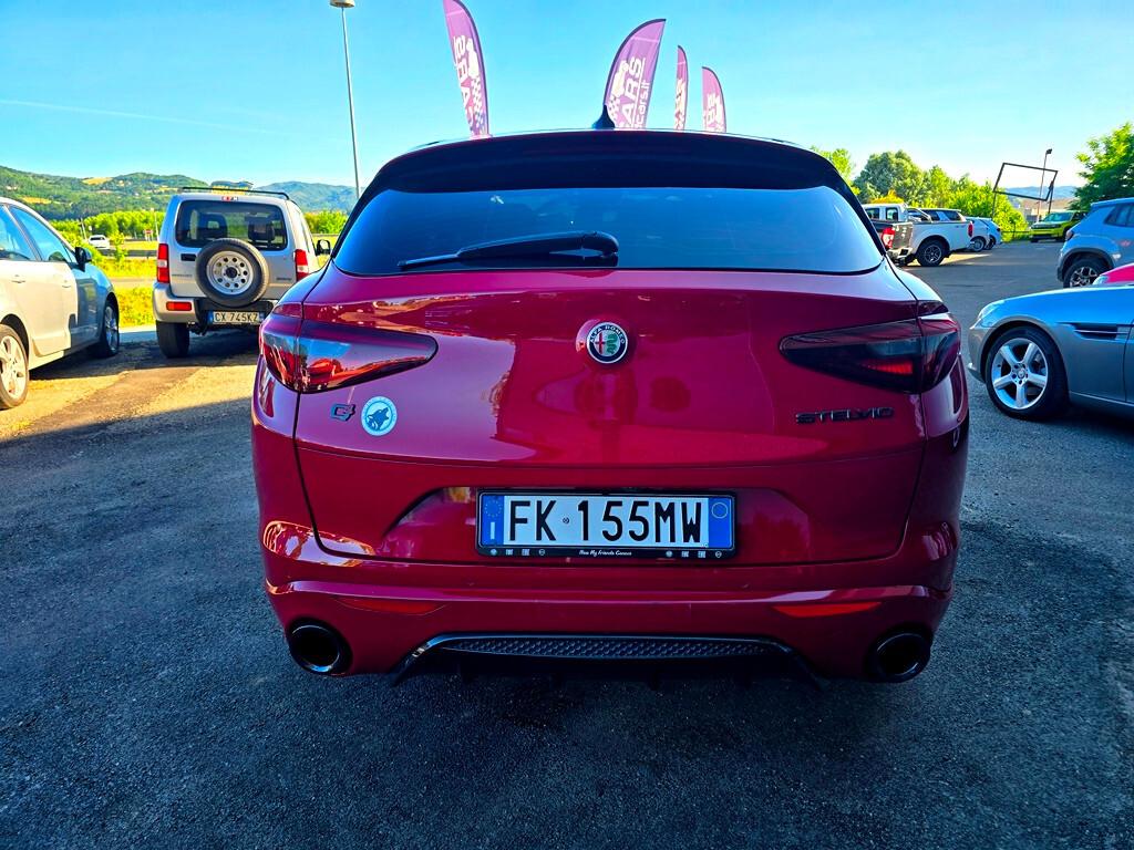 Alfa Romeo Stelvio 2.0 Turbo 280 CV Q4 VELOCE
